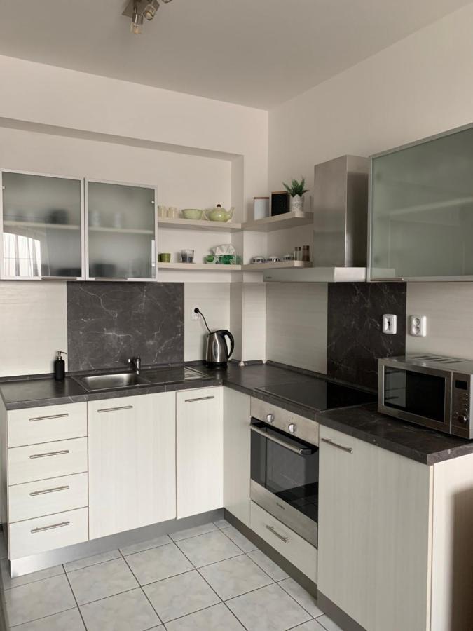 Cosy Apartment In An Excellent Location Велька-Ломница Экстерьер фото
